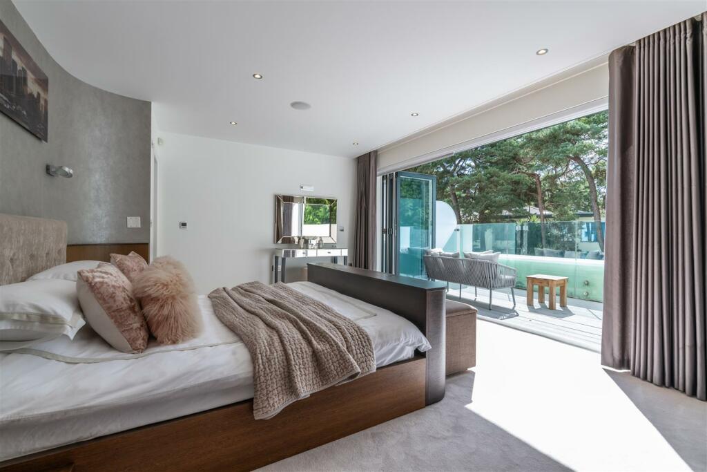 Additional property image - Crichel Mount Road, Evening Hill