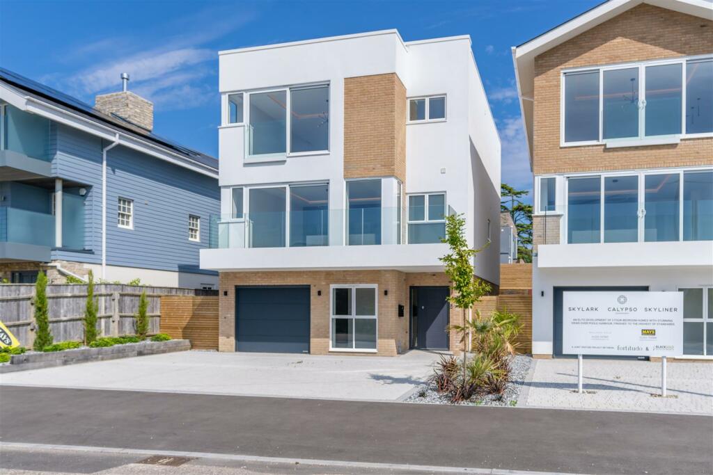 Additional property image - Dorset Lake Avenue, Lilliput