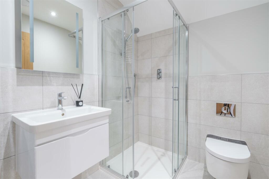 Additional property image - Kestrel Close, Wimborne Minster