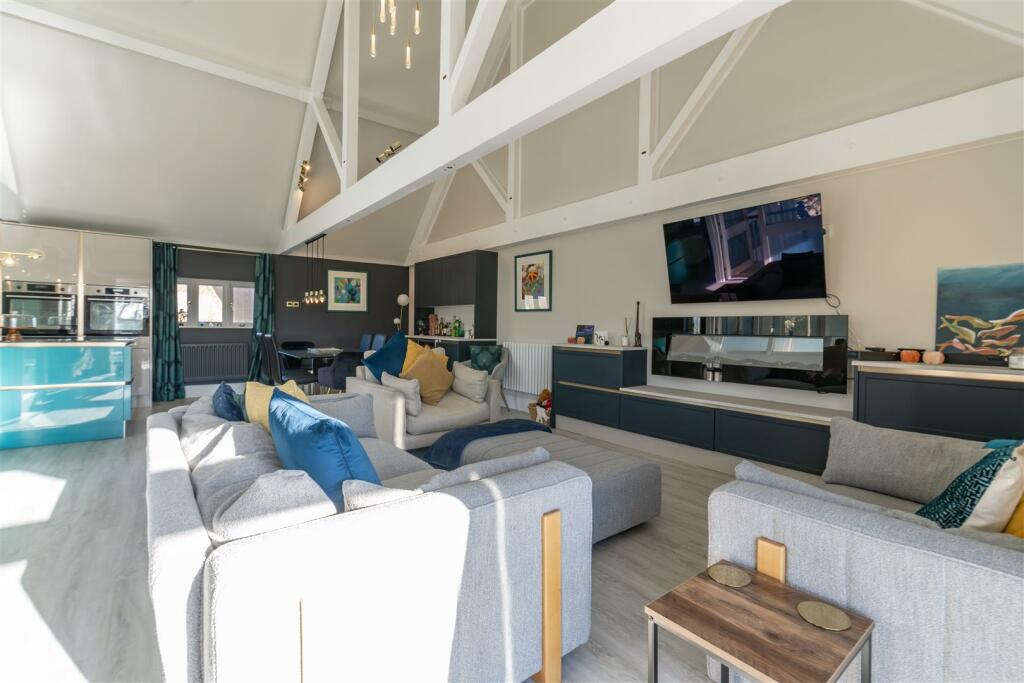 Additional property image - Rossiters Quay, Christchurch
