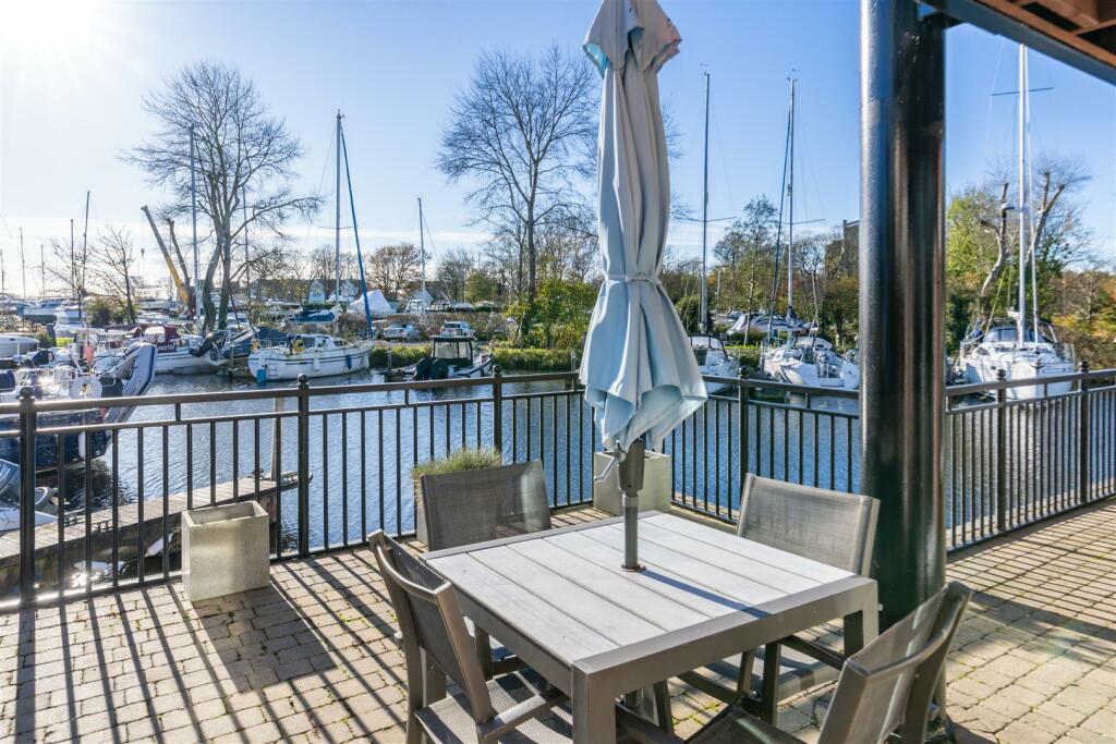 Additional property image - Rossiters Quay, Christchurch