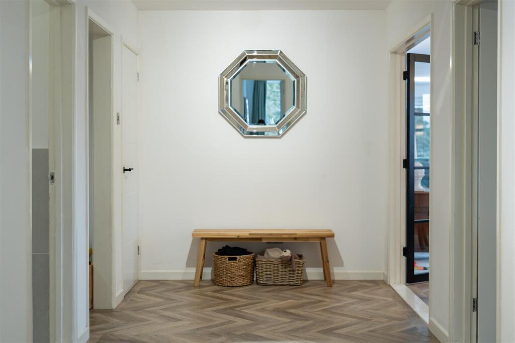 Additional property image - Avalon, Evening Hill