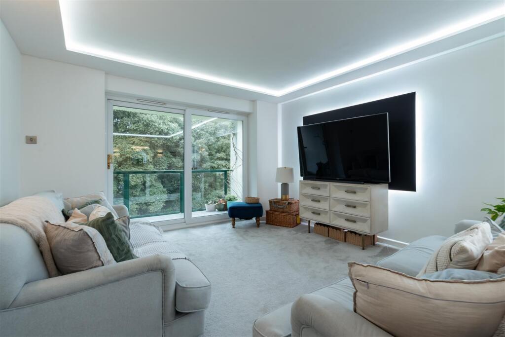 Additional property image - Avalon, Evening Hill