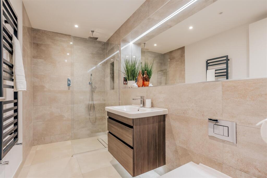 Additional property image - Chaddesley Glen, Sandbanks