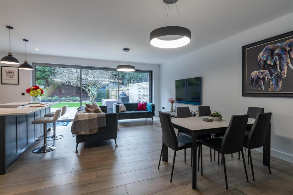 Additional property image - Links Road, Lower Parkstone