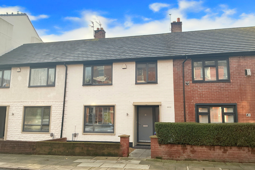 Main image of property: Kelvin Grove, Liverpool, Merseyside, L8