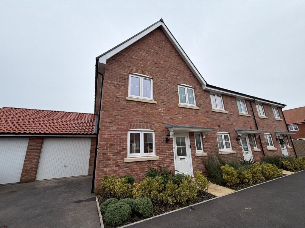 Main image of property: Tokley Gardens, Braintree, Essex, CM77