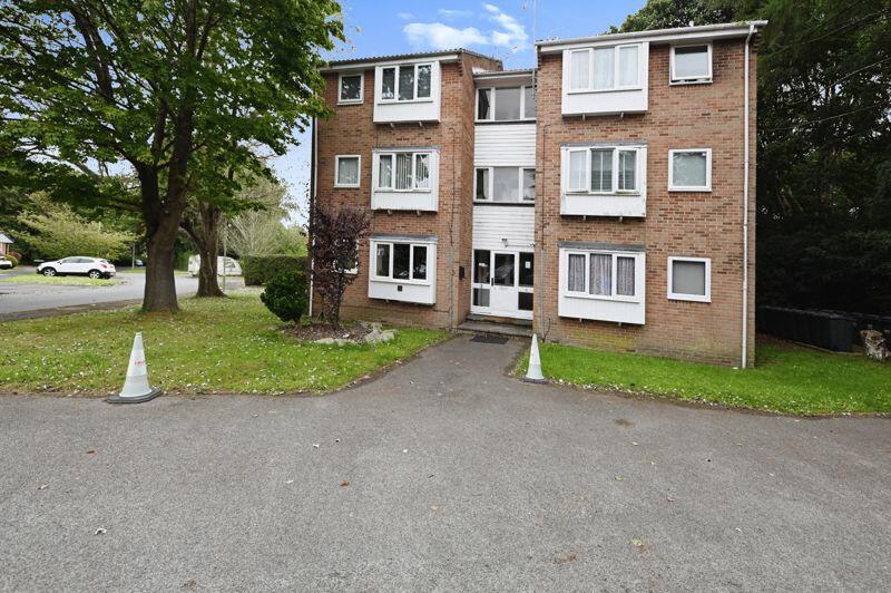 1 bedroom flat for sale in Holly Drive, Waterlooville, PO7