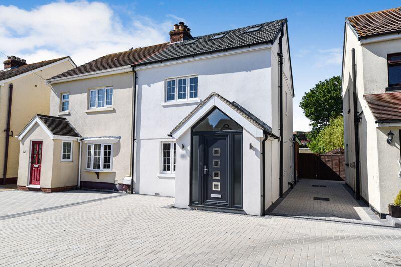 3 bedroom semidetached house for sale in Second Avenue, Farlington, PO6