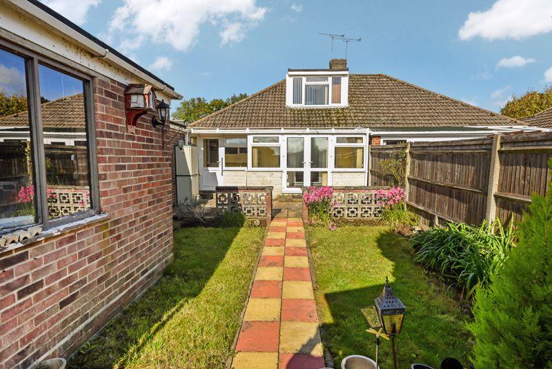 3 bedroom semidetached bungalow for sale in Silverdale Drive