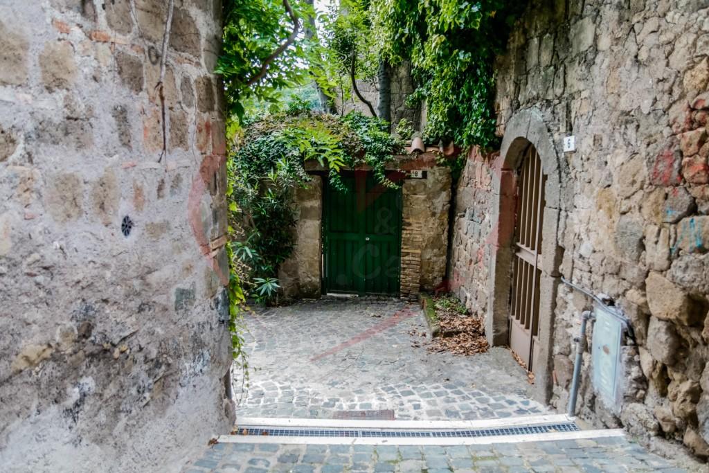 2 bedroom character property for sale in Castelnuovo di Porto, Rome