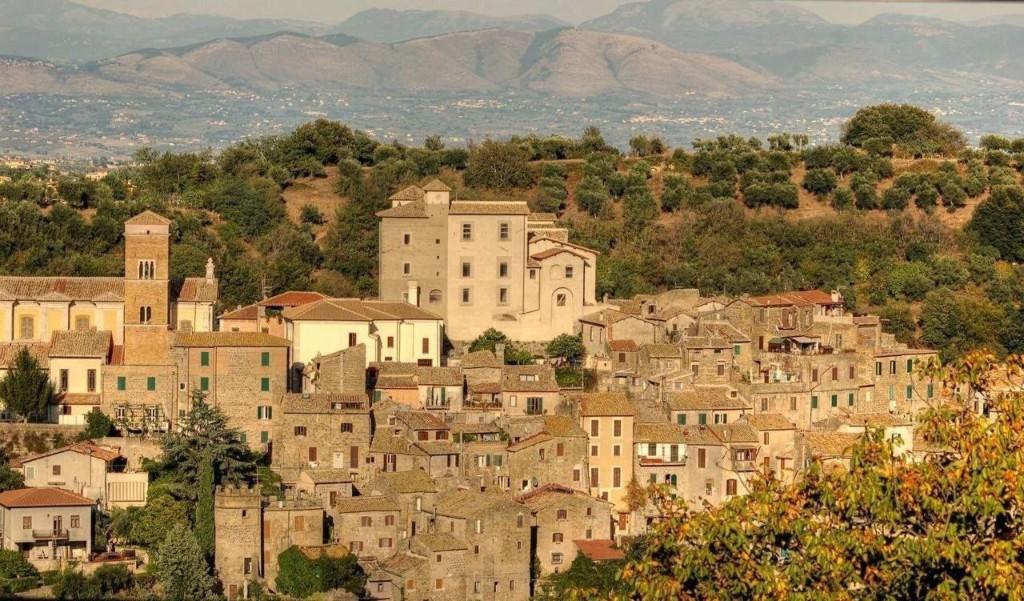 2 bedroom character property for sale in Castelnuovo di Porto, Rome