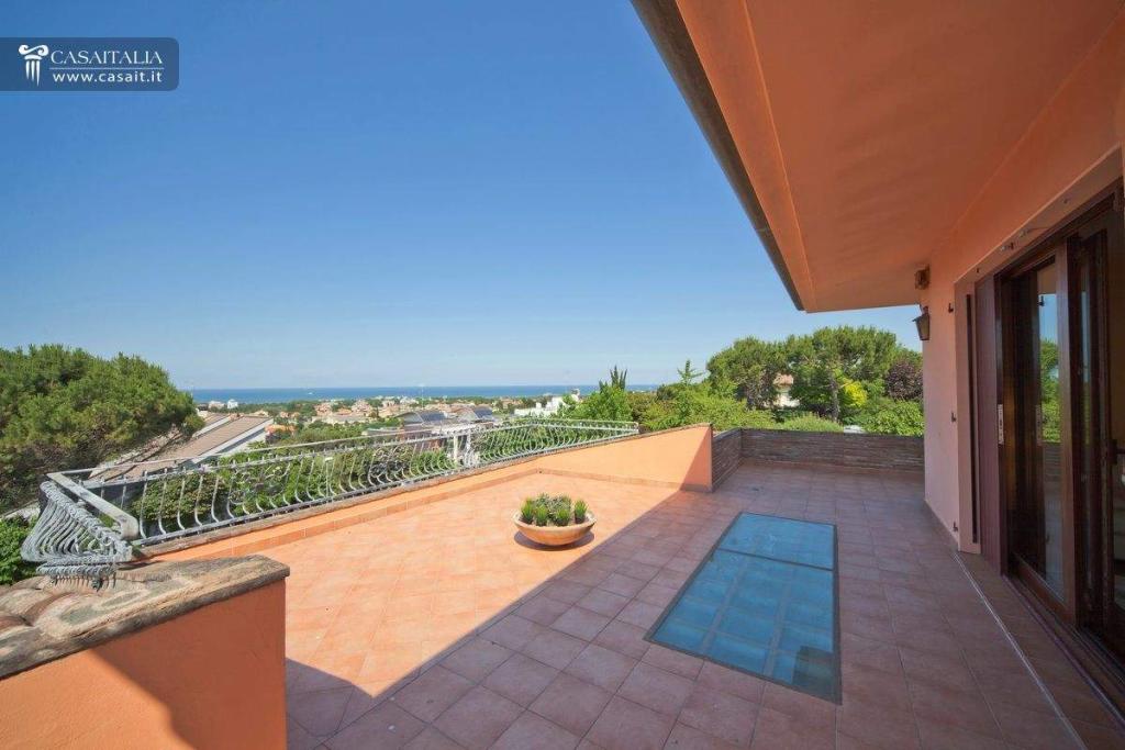 5 bedroom villa for sale in EmiliaRomagna, Rimini, Riccione, Italy