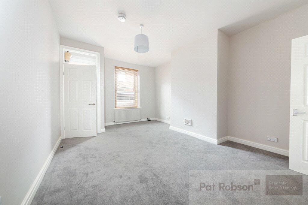 2 bedroom apartment for rent in Field Street, South Gosforth, Newcastle Upon Tyne, NE3