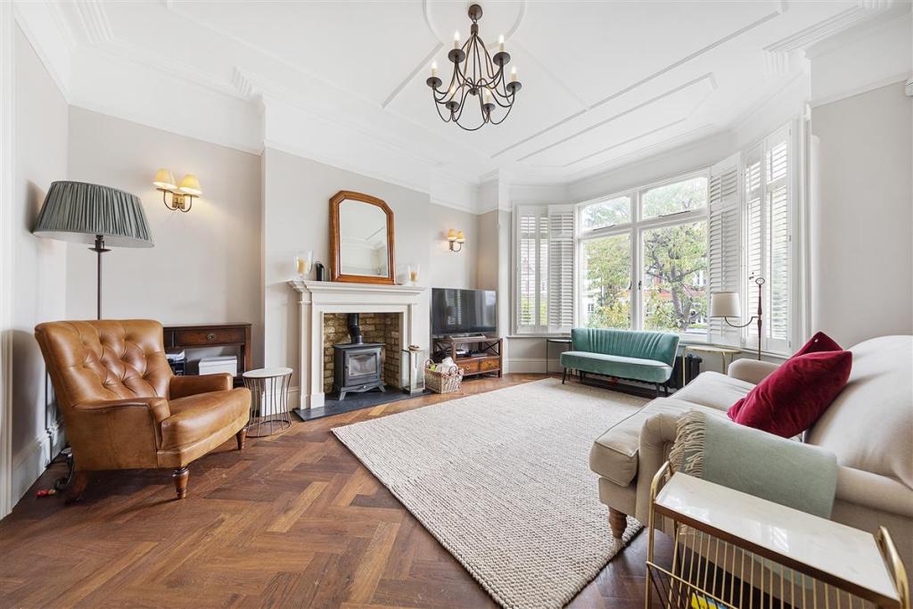 4 bedroom terraced house for sale in Heybridge Avenue, SW16