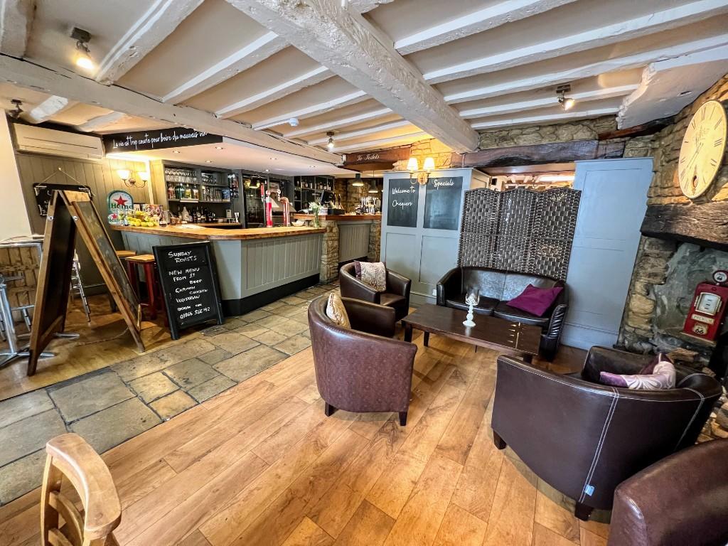Pub to lease in Witney, Oxfordshire Fully Fitted Pub To Let Nil