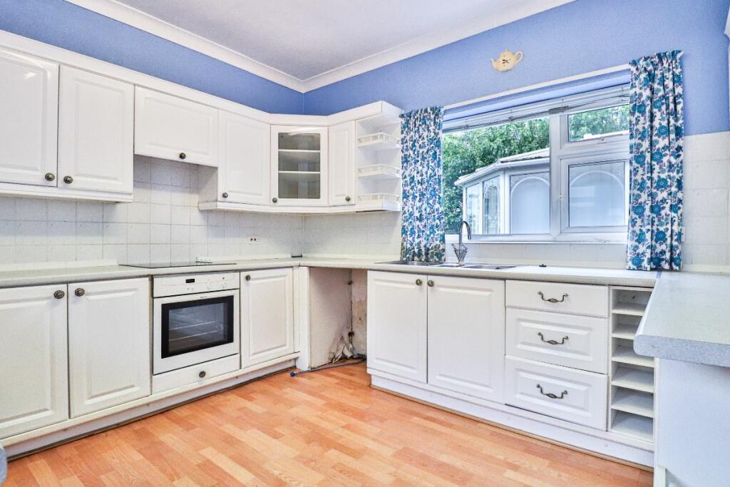 2 bedroom bungalow for sale in Barmpton Lane, Darlington, DL1