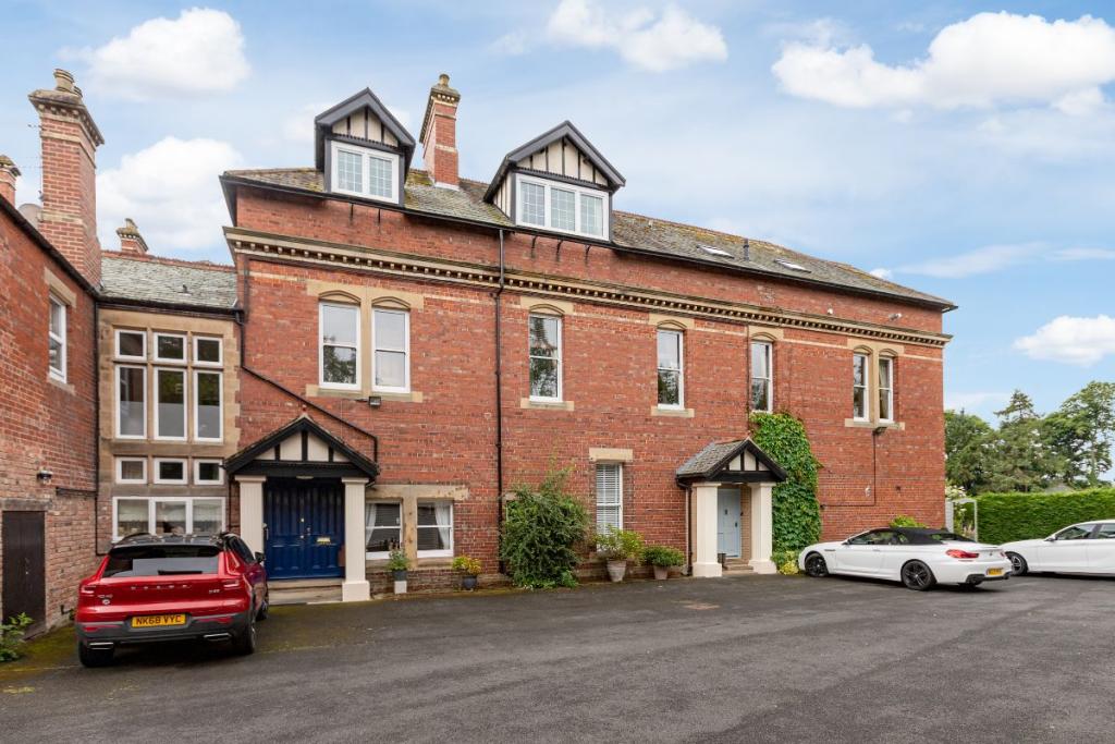 3 bedroom apartment for sale in Corchester Towers, Corbridge, NE45