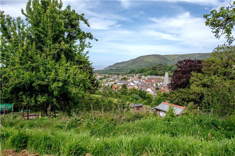 Light industrial facility for sale in Huish's Yard & Parsons