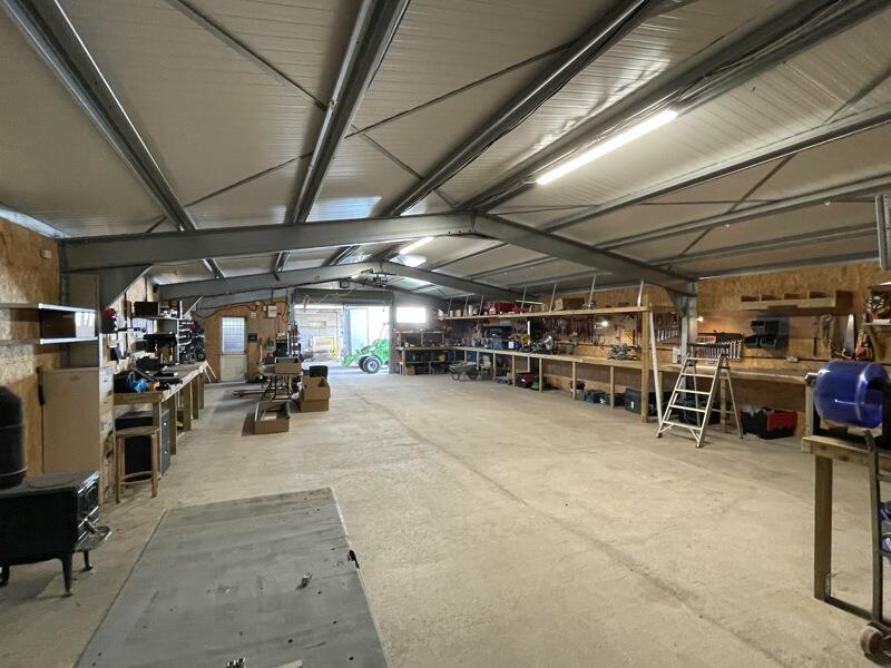 Primary image of Units & Yard, Wellhayes Farm, Lower Westholme, Pilton, Shepton Mallet, Somerset, BA4 4HW