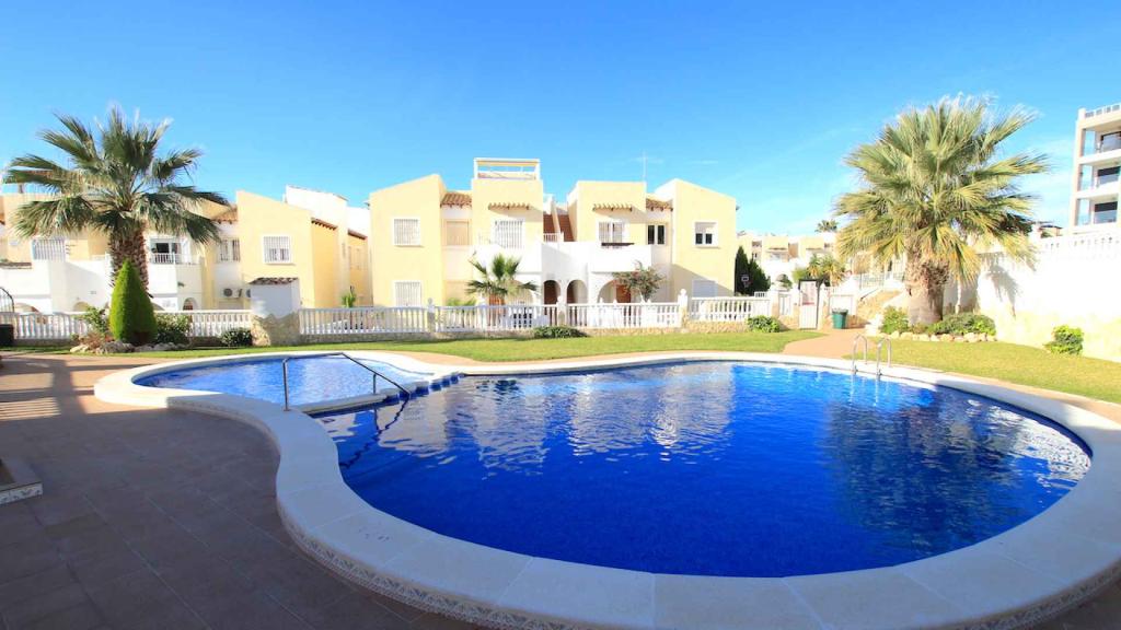 2 bedroom town house for sale in Valencia, Alicante, Villamartin, Spain