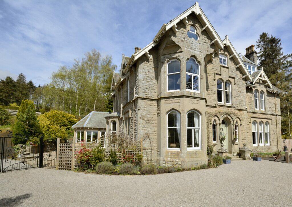 6 bedroom semidetached house for sale in West Langlands, Sunnyhill