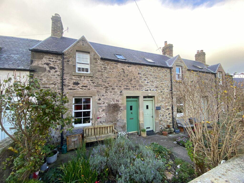 Main image of property: 1 Victoria Buildings, Teapot Street, Morebattle, TD5 8QJ