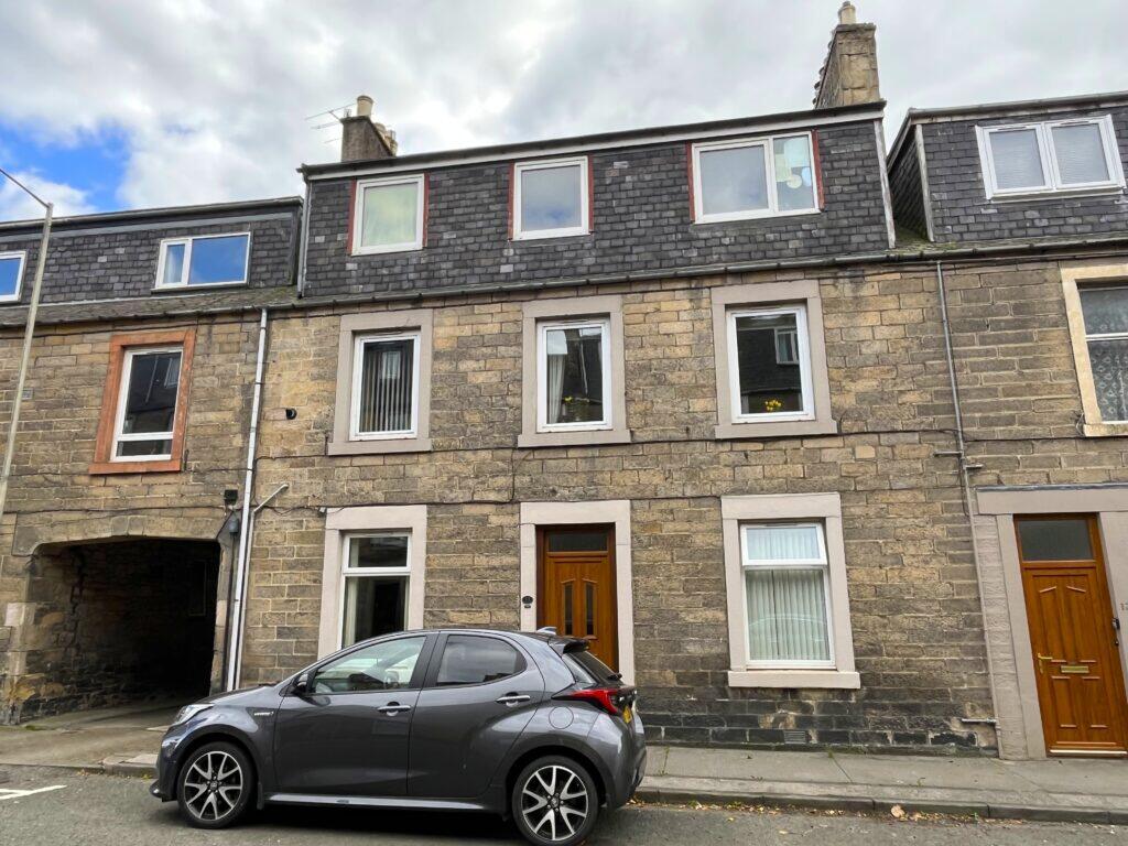 Main image of property: 11-2 Princes Street, Hawick, TD9 7AX