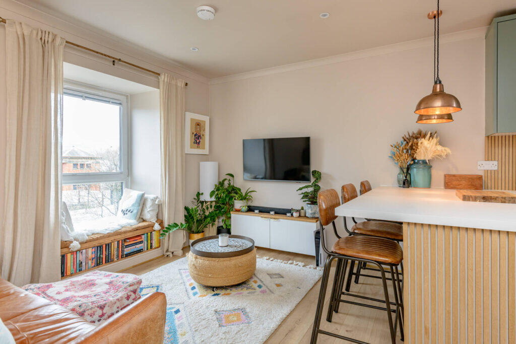 Main image of property: 2/6 Electra Place, Portobello
