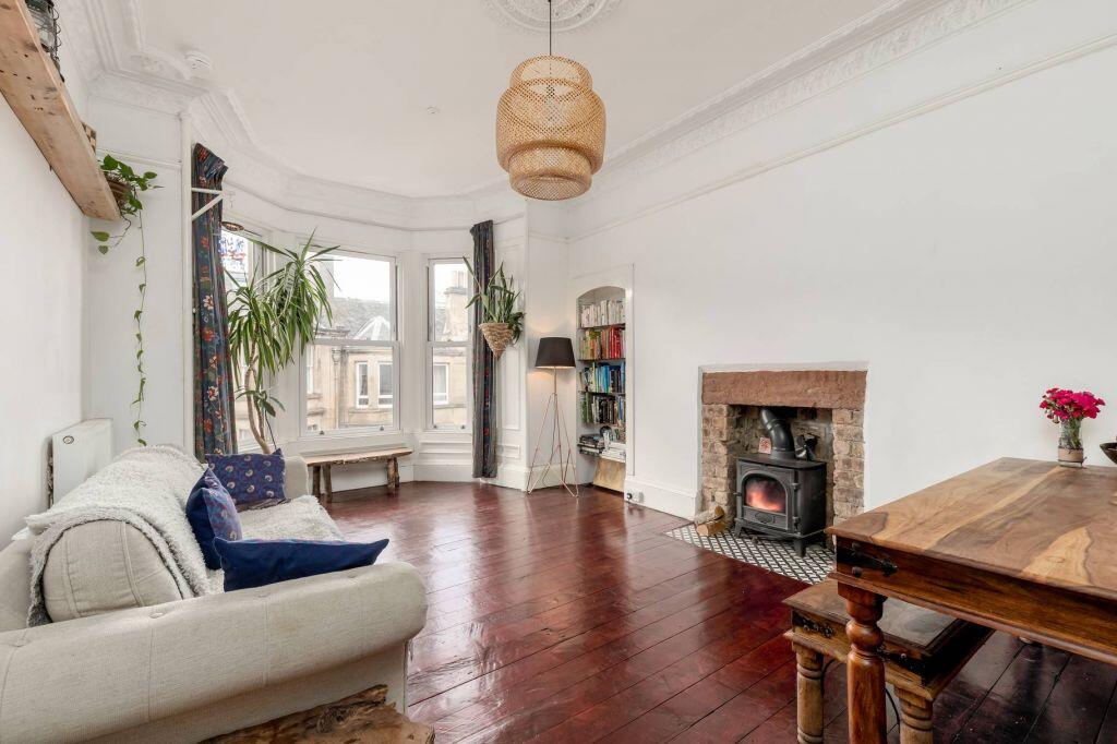 Main image of property: 21 (3F2) Mertoun Place, Polwarth, Edinburgh, EH11 1JX