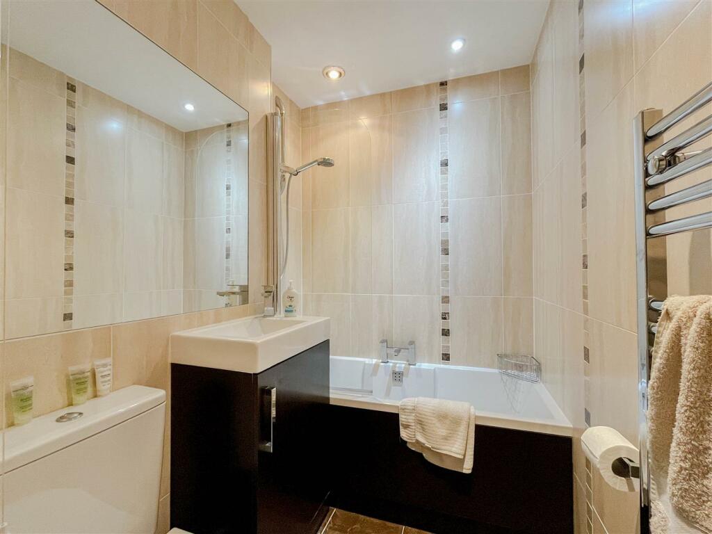 Additional property image - Belvedere Road, Burnham-On-Crouch