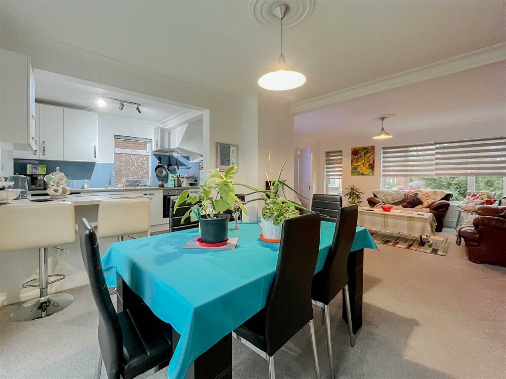 Additional property image - Pantile Hill, Southminster