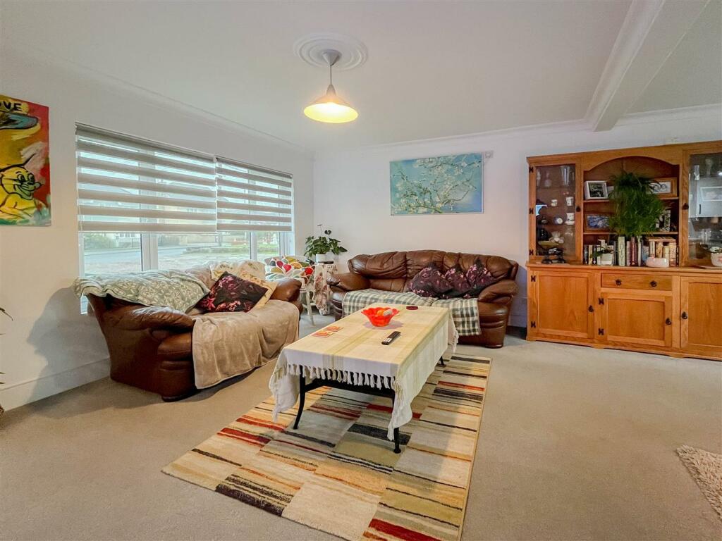Additional property image - Pantile Hill, Southminster