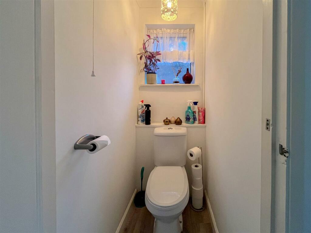 Additional property image - Pantile Hill, Southminster