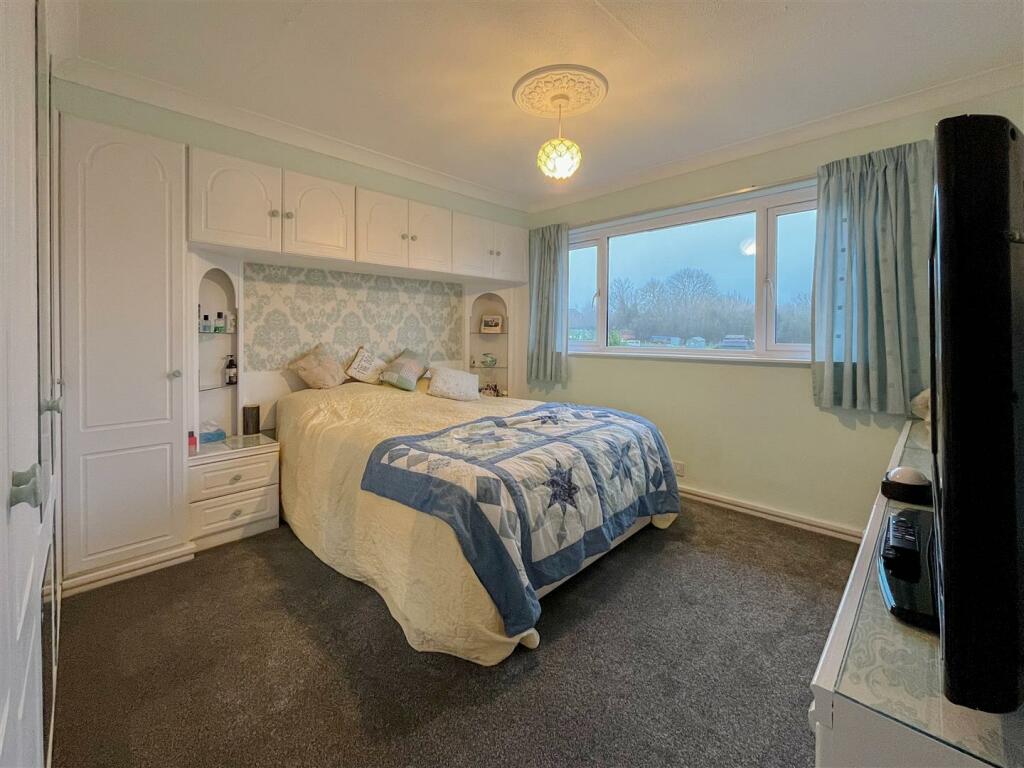 Additional property image - Pantile Hill, Southminster