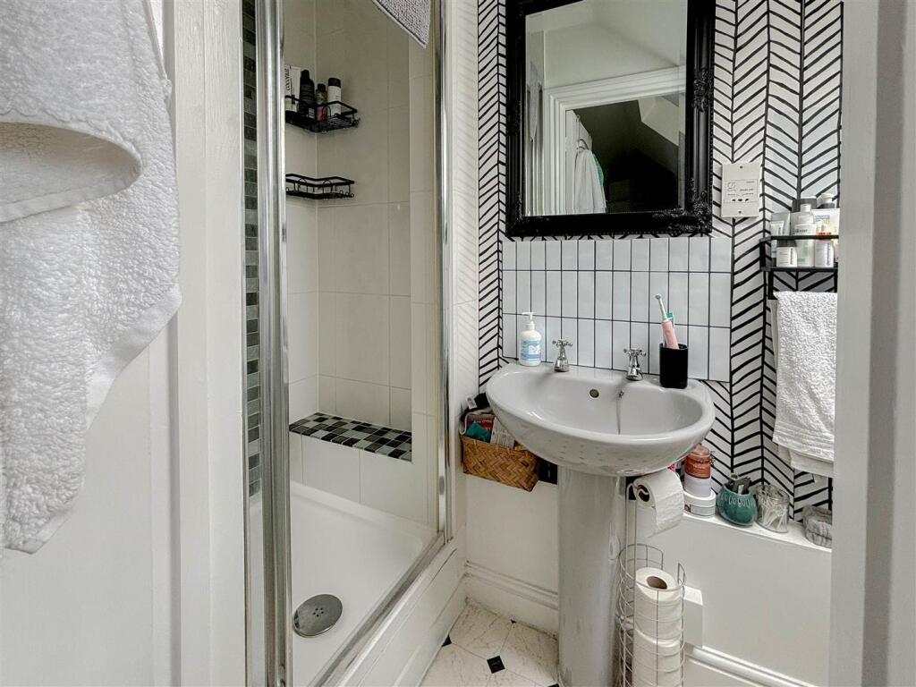Additional property image - Cherry Orchard, Southminster