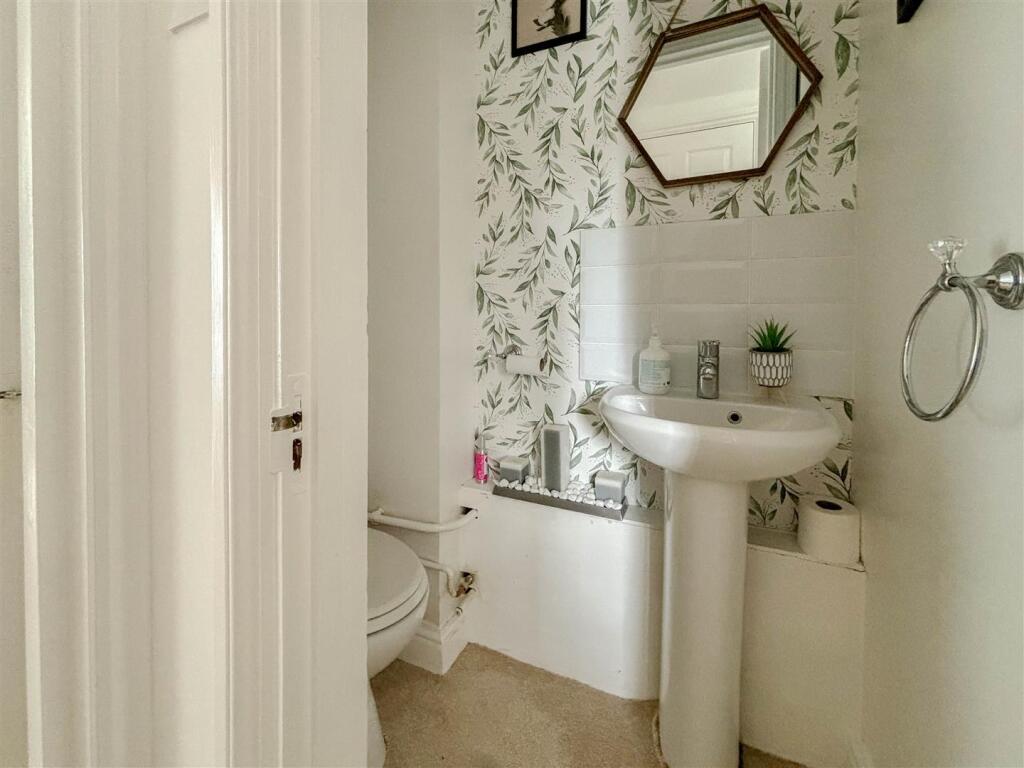 Additional property image - Cherry Orchard, Southminster