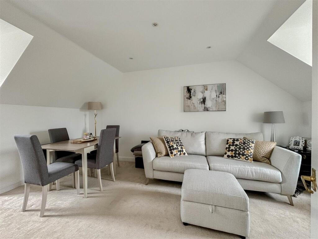 Additional property image - Cherry Orchard, Southminster