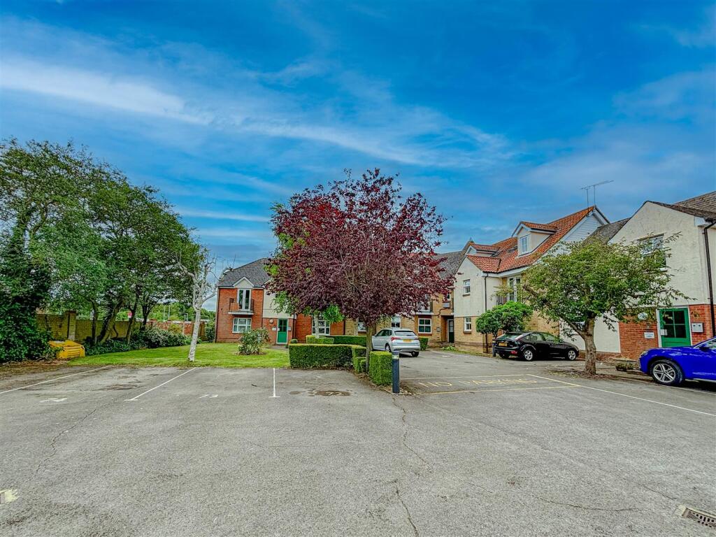 Additional property image - Cherry Orchard, Southminster