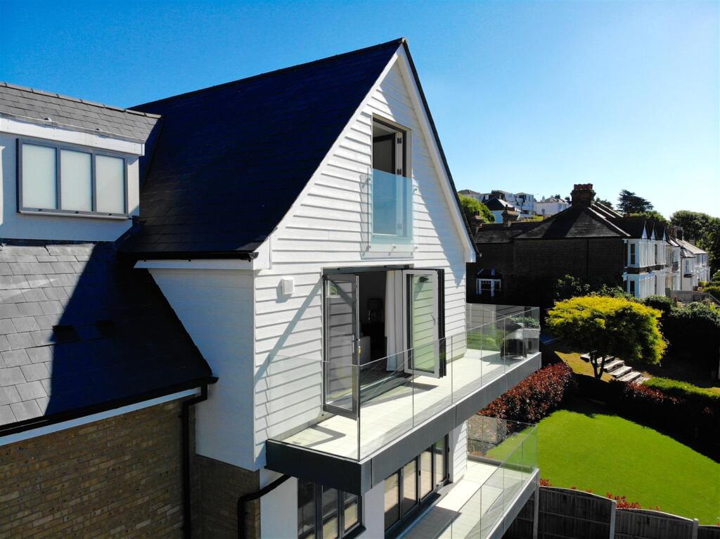 Main image of property: Bellsands, Leigh Hill, Leigh-On-Sea