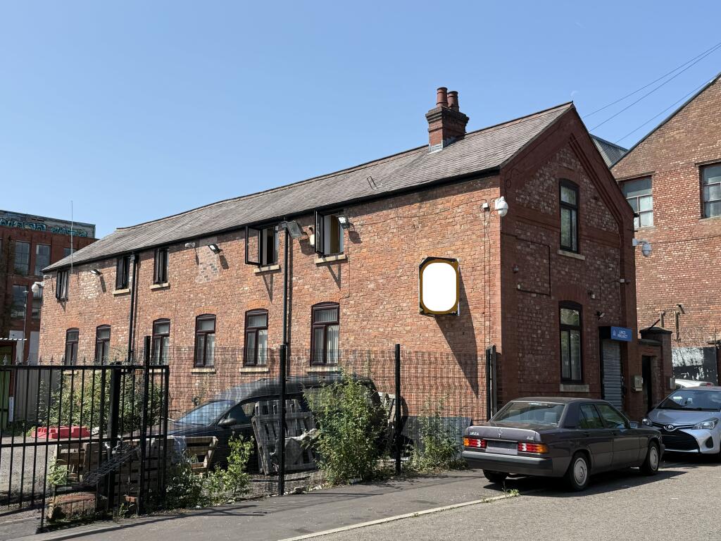 Main image of property: 1 Lund Street, Manchester, Greater Manchester M16 9EJ
