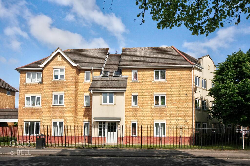 Main image of property: Morgan Close, Luton, Bedfordshire, LU4