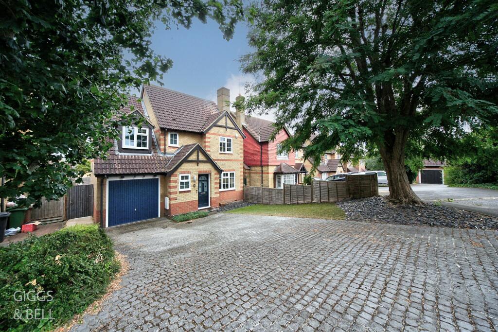 Main image of property: Luton, Bedfordshire, LU3