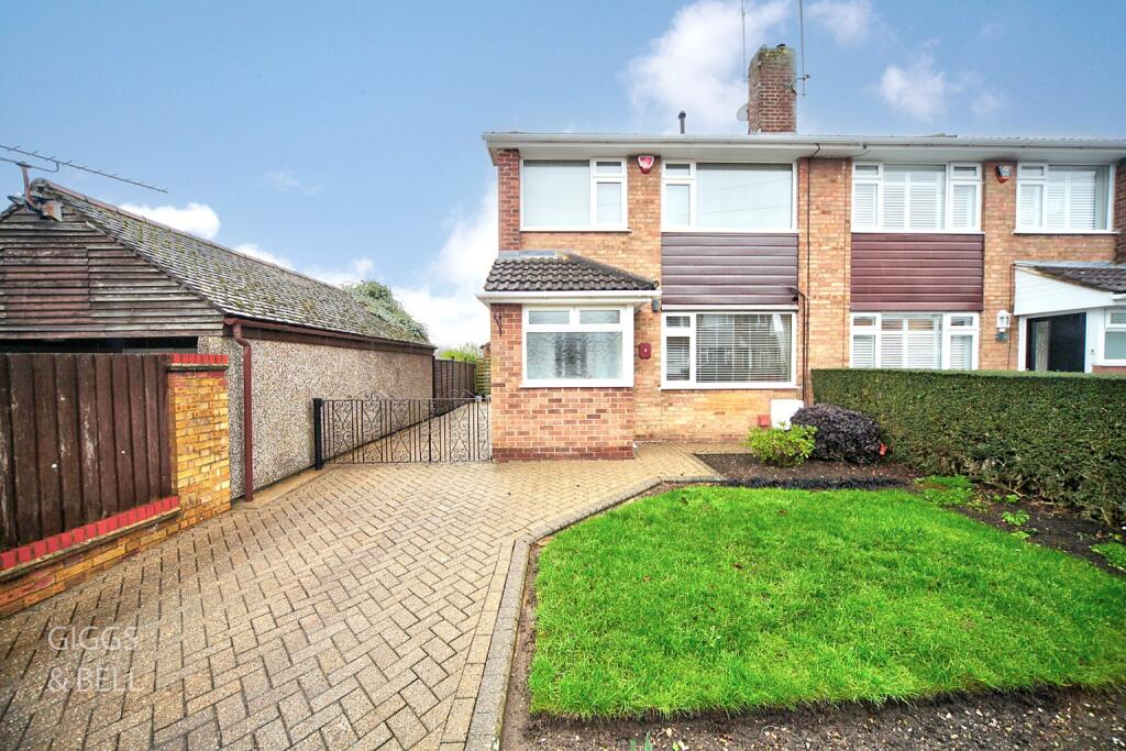 Main image of property: Luton, Bedfordshire, LU2