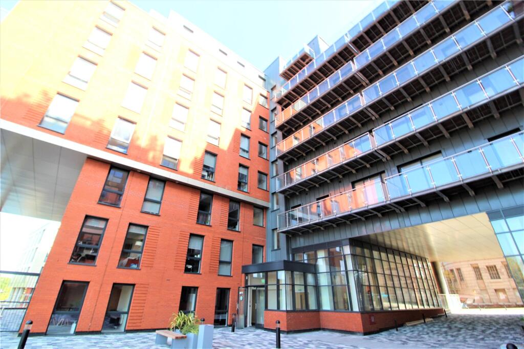 Main image of property: Adelphi Wharf 1C, Adelphi Street, Salford, Greater Manchester, M3