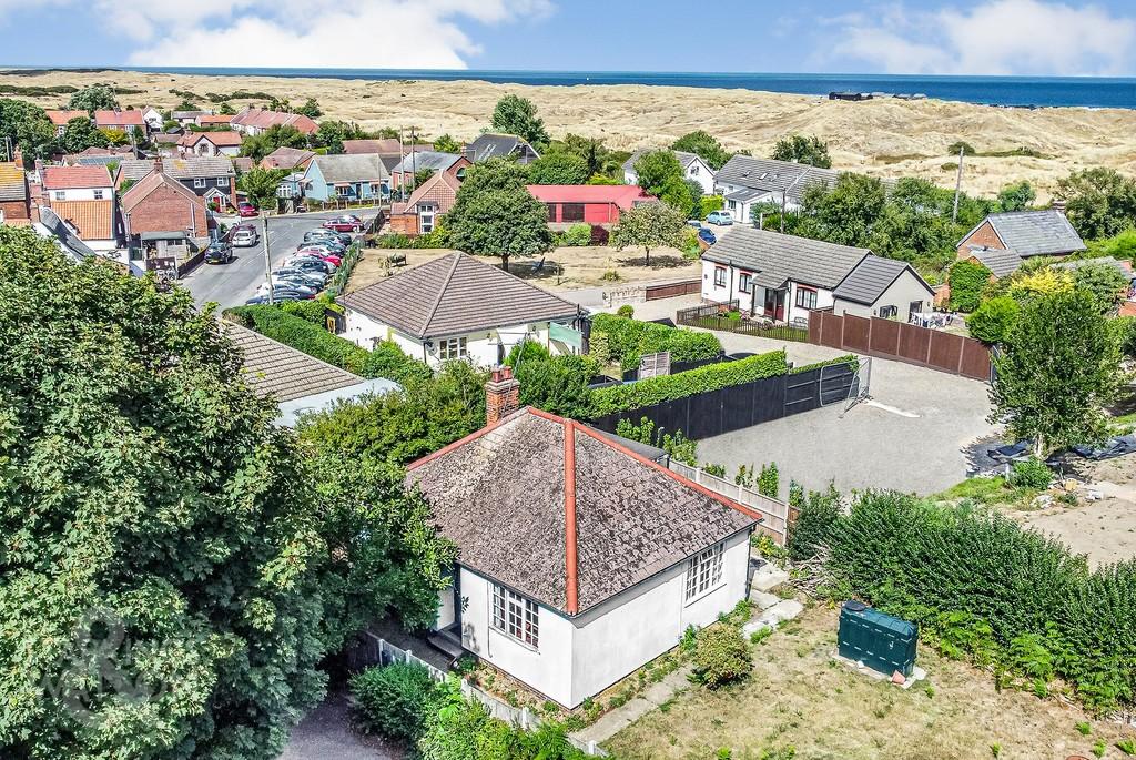 2 bedroom detached bungalow for sale in King Street, Wintertononsea