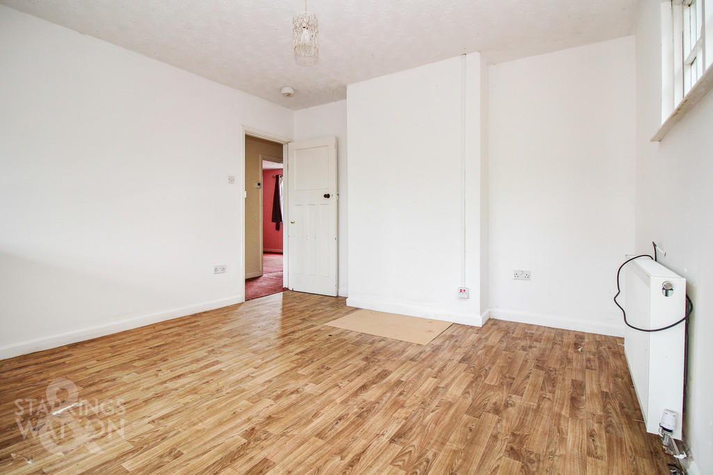 2 bedroom detached bungalow for sale in King Street, Wintertononsea