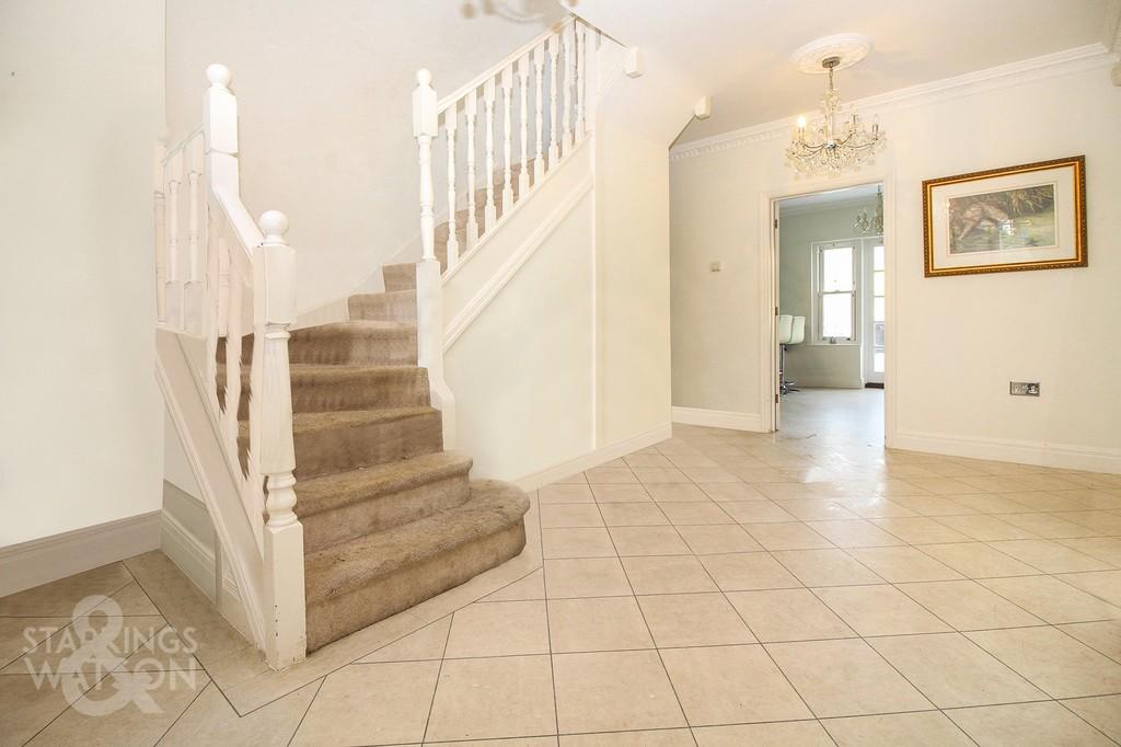 4 bedroom detached house for sale in Francis Stone Court, St. Andrews