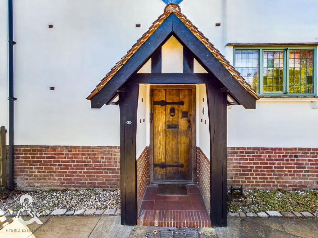 4 bedroom detached house for sale in St. Andrews Avenue, Thorpe St