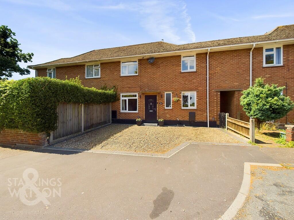 3 bedroom terraced house for sale in Hall Road, Norwich, NR4